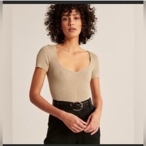 Abercrombie & Fitch Ribbed Scoop-Neck Short Sleeve Bodysuit - Beige